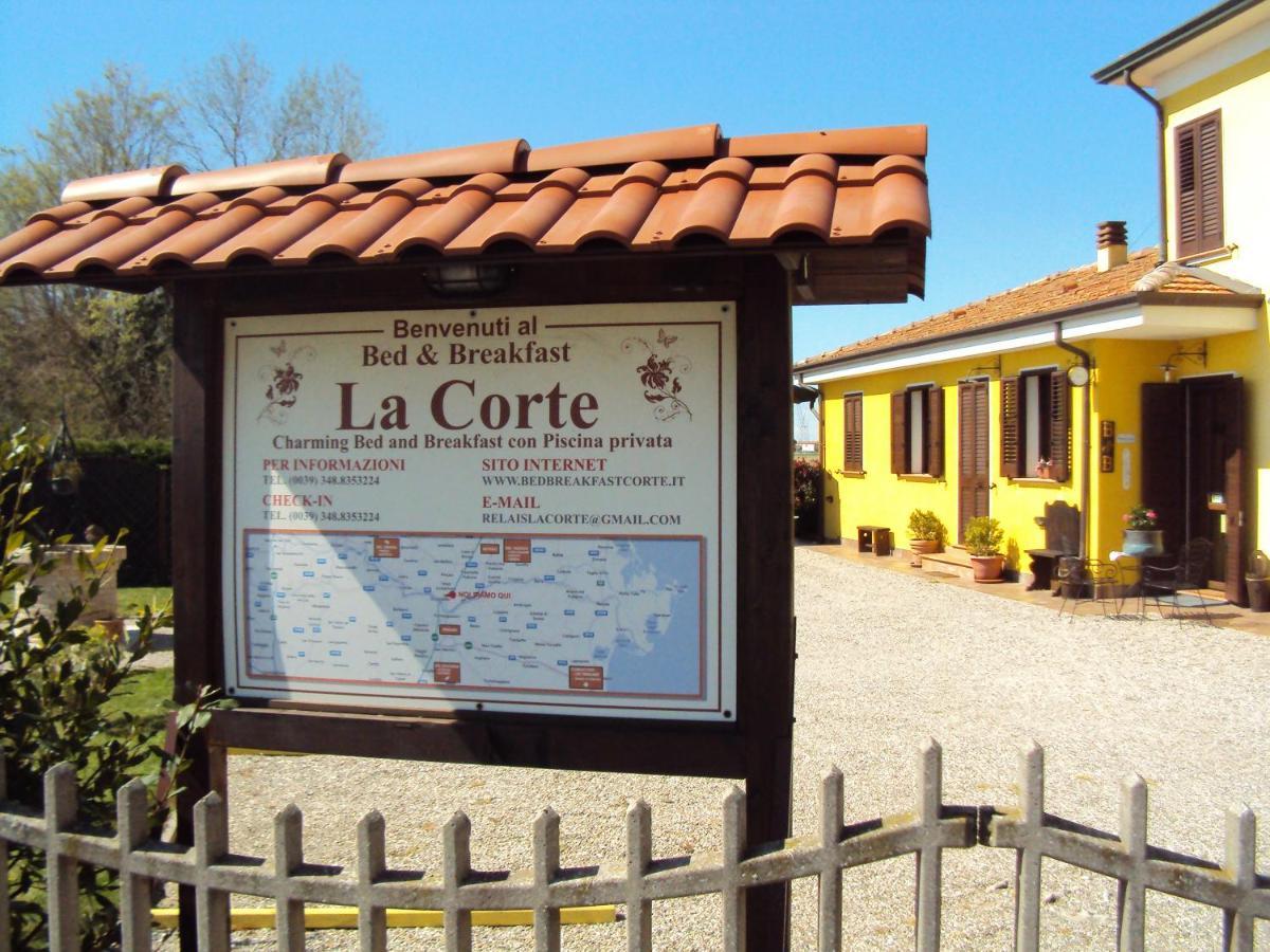 Casa Di Campagna B&B La Corte Ferrara Exterior photo